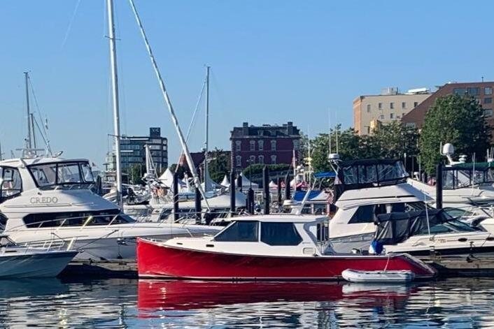 2002 True North 38